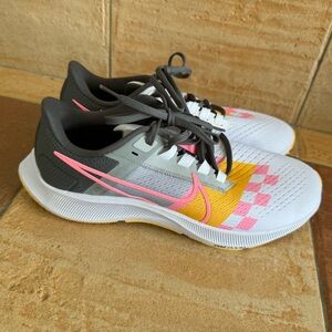 Nike air zoom 38.
